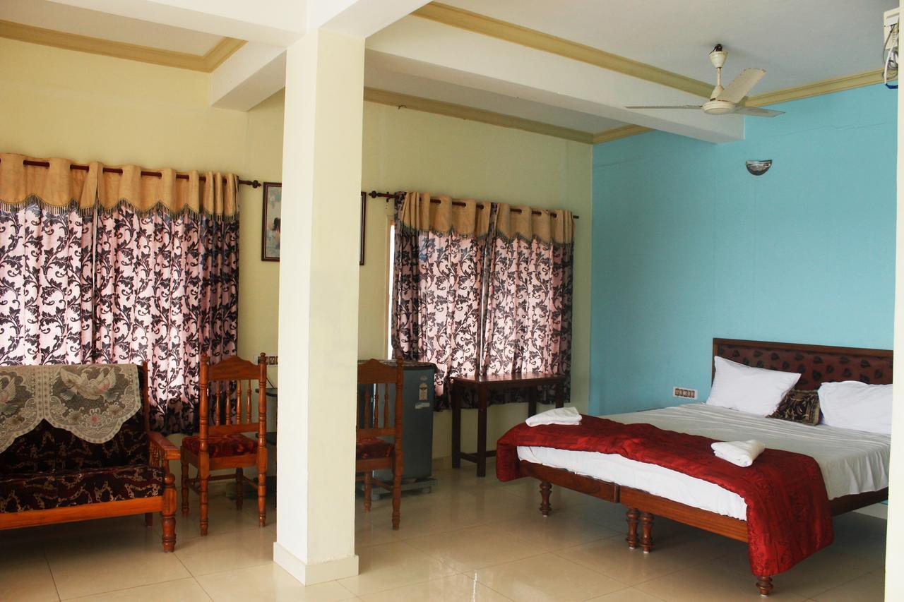 Adam Beach Resort コーバラム エクステリア 写真